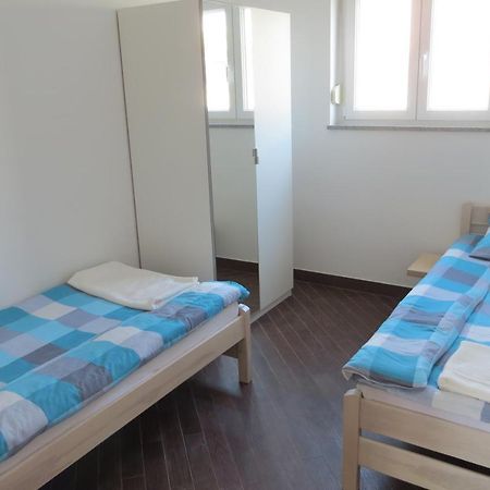 سيساريكا Mungos Apartment المظهر الخارجي الصورة