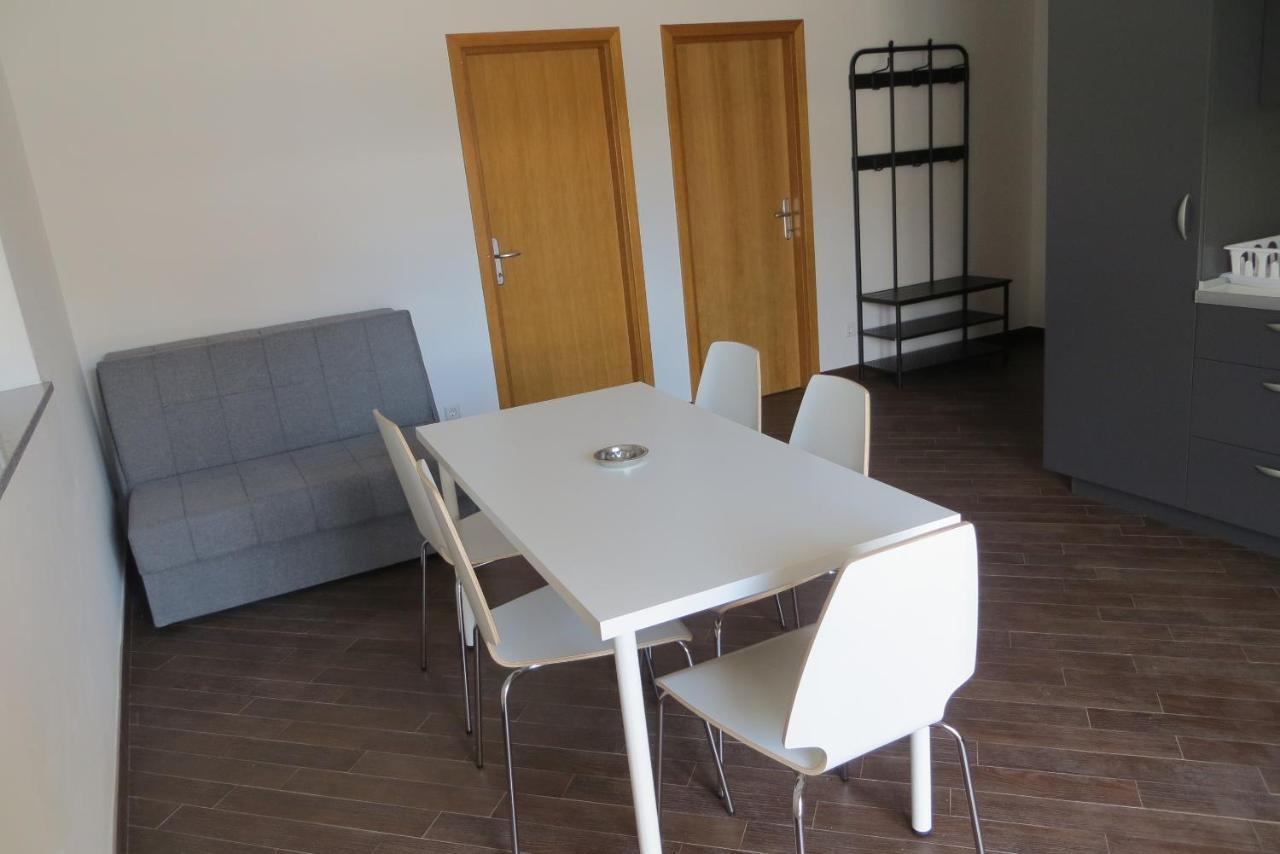 سيساريكا Mungos Apartment المظهر الخارجي الصورة