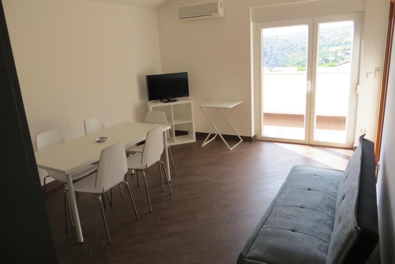 سيساريكا Mungos Apartment المظهر الخارجي الصورة